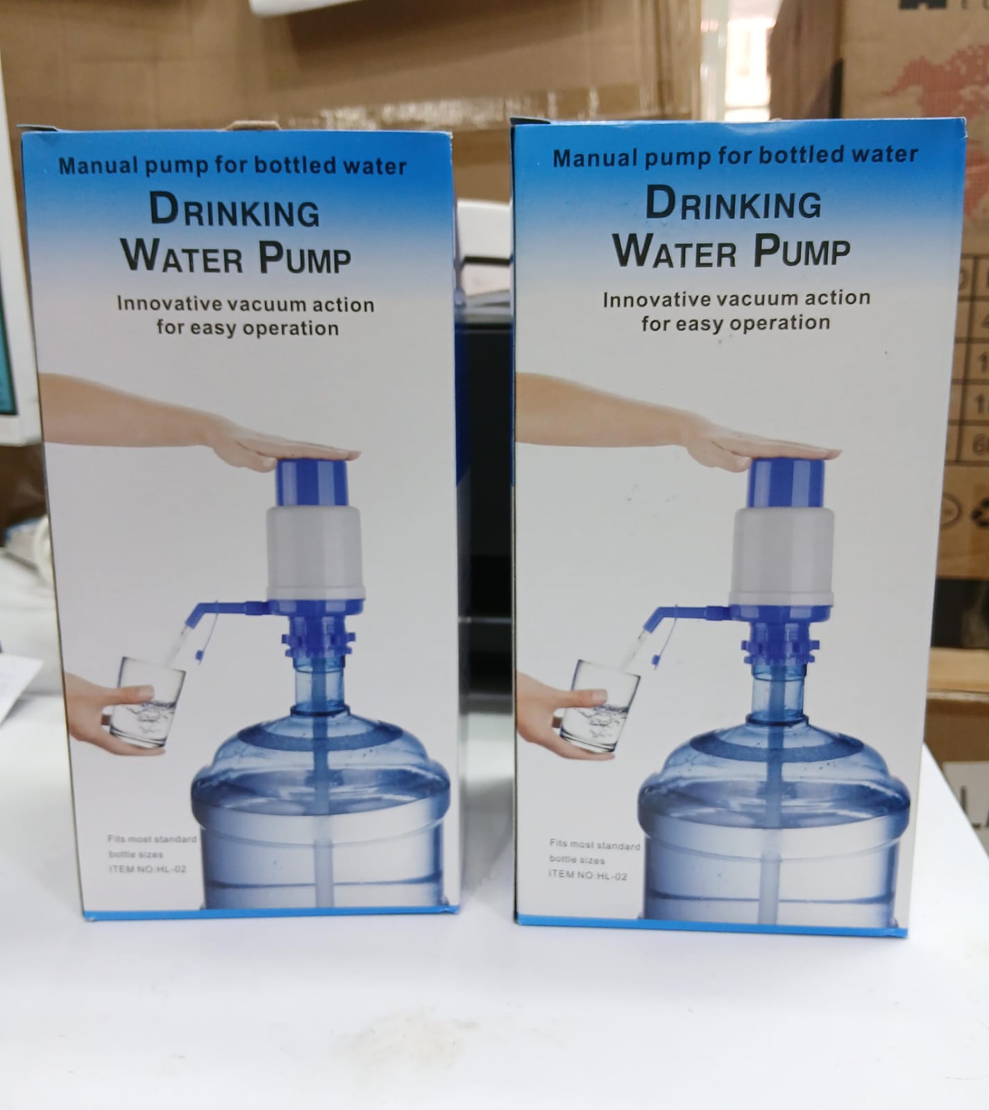 Manual water pump